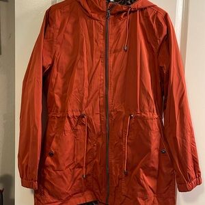 Women’s rain / wind coat